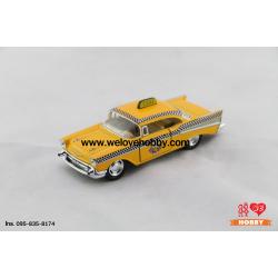 โมเดลรถ 1957 Chevrolet Chevy Bel Air สีเหลือง (NYC Taxi แท็กซื่นิวยอร์ค) Scale 1:40