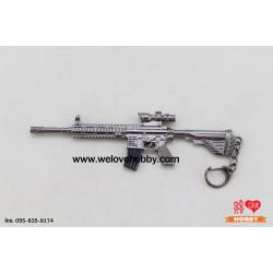 พวงกุญแจ PUBG (PLAYERUNKNOWN'S BATTLEGROUNDS) : ปืนกล M416 Assault Rifle (Heckler & Koch HK416) สีเงิน ติดลำกล้อง