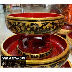 ขันโตกไม้เขียนสี