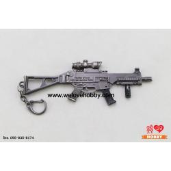 พวงกุญแจ PUBG (PLAYERUNKNOWN'S BATTLEGROUNDS) : ปืนกลมือ UMP9 Submachine Gun (Heckler & Koch UMP) สีอะลูมิเนียม ติดลำกล้อง