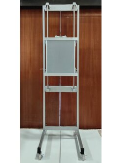 คาสเซ็ทโฮลเดอร์ แบบตั้งพื้น (Chest Stand)