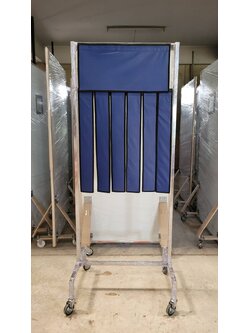 ม่านผ้ายางกันรังสีช่วงบน แบบสอดแขนได้