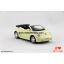โมเดลรถ Volkswagen New Beetle Convertible (2003) สีเหลืองอ่อน Mellow Yellow Scale 1:32