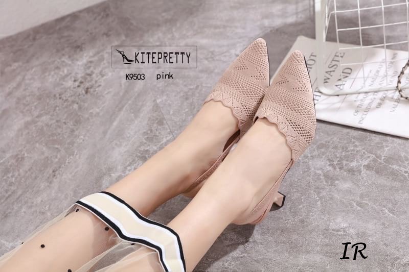 รองเท้าคัทชูรัดส้นผ้าไหมถัก (สีดำ)