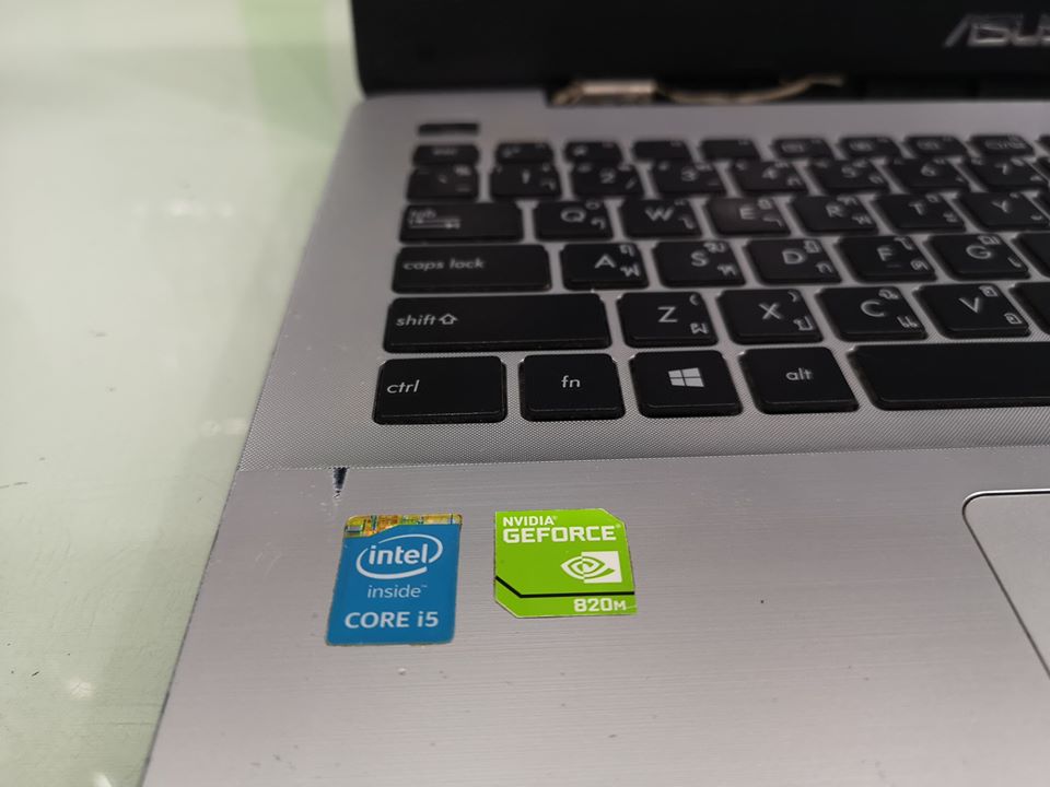 ASUS X555LD มีตำหนิ