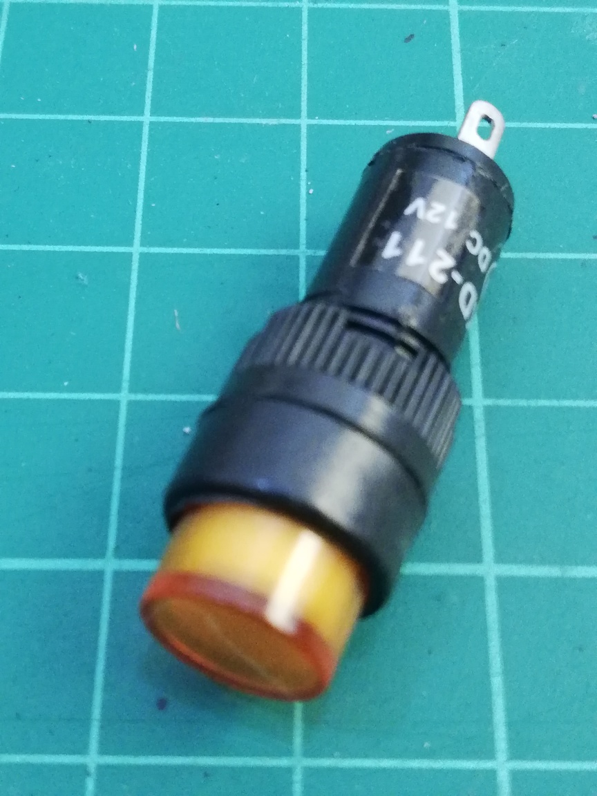 NXD-211 12VDC ( Lamp Yellow 10 mm. )