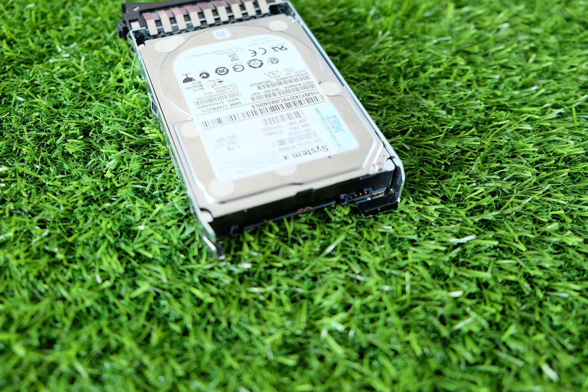 Harddisk IBM SAS 900 GB ความเร็ว 10K ขนาด 2.5 มี Tray ให้พร้อม เหมาะกับ Server