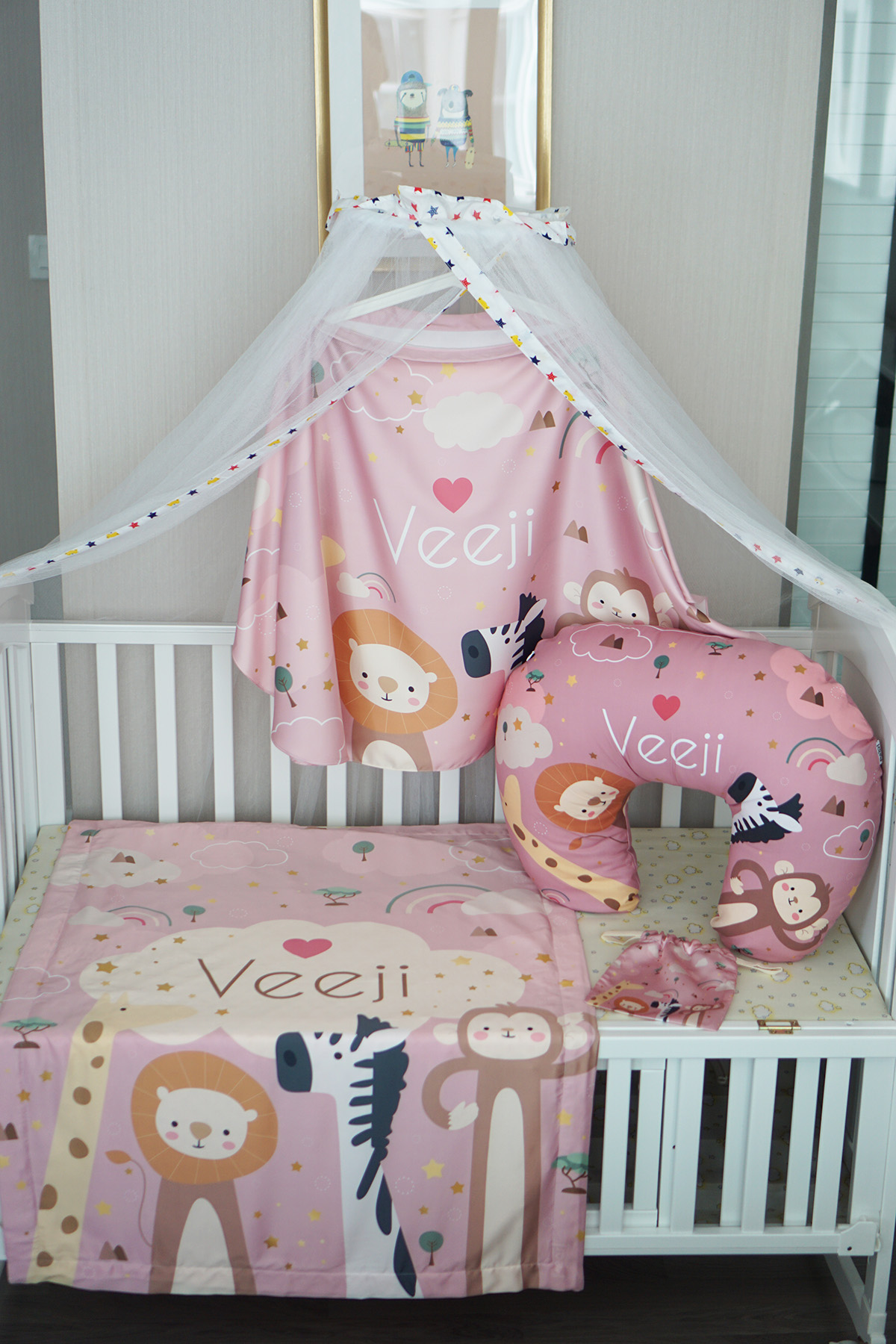 ชุดของขวัญเด็กแรกเกิด NP3 ผ้าห่ม ขนาด 75x100cm + ผ้าคลุมให้นม + หมอนรองให้นม ลาย Safari - Pink