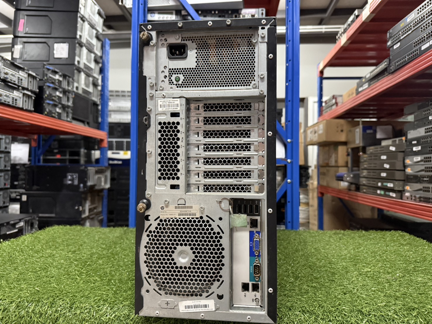 เซิร์ฟเวอร์ HP Proliant ML350e G8 v2(E5-2407v2/4GB*6)+Raid B120i