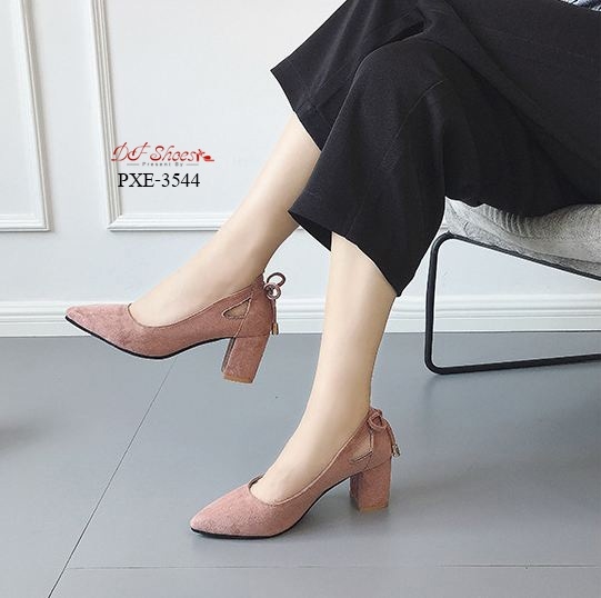 รอเท้าคัชูส้นตี้ยแต่งโบว์หลัง (สีชมพู)