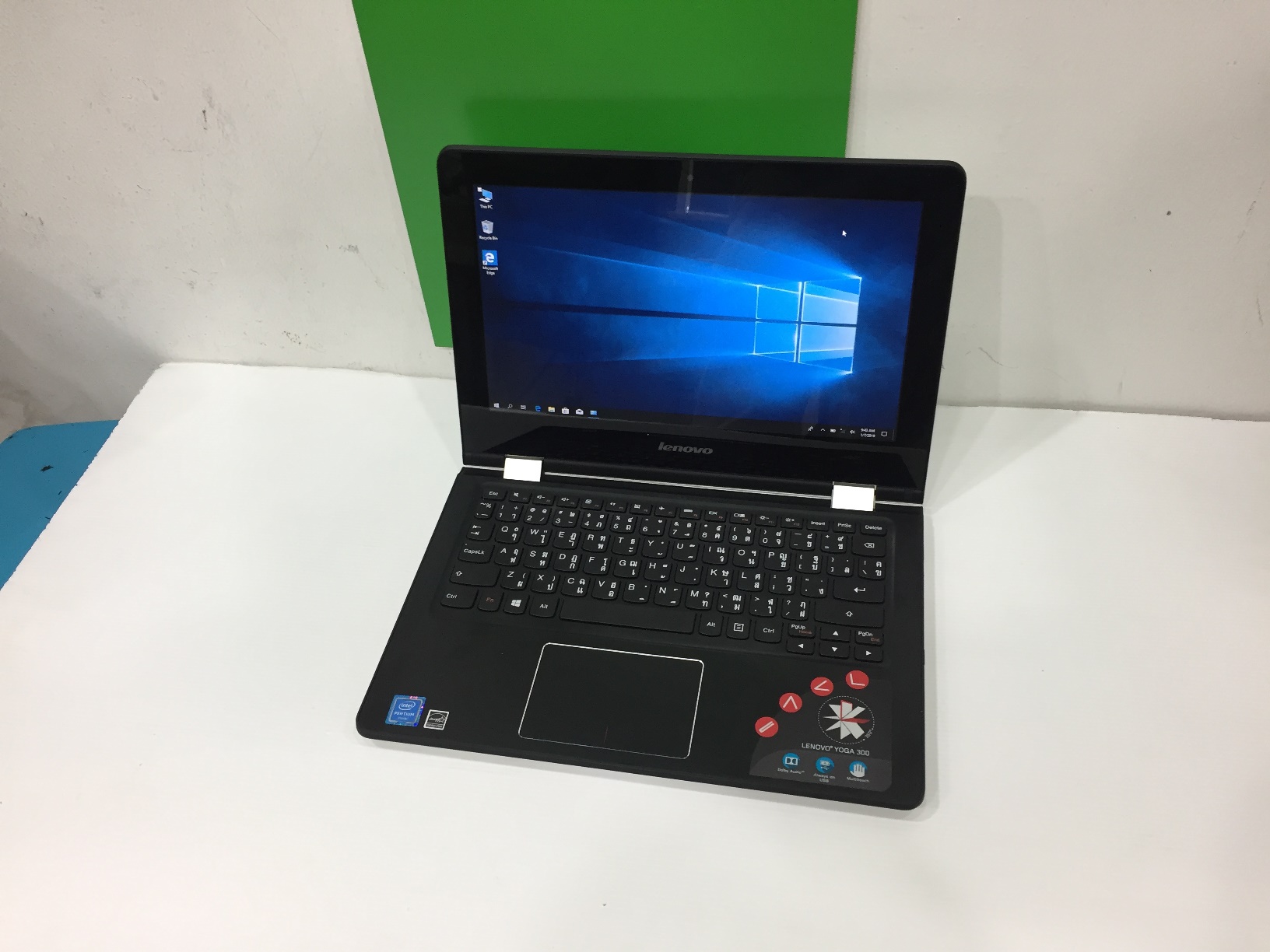 Lenovo Yoga 300-11IBR