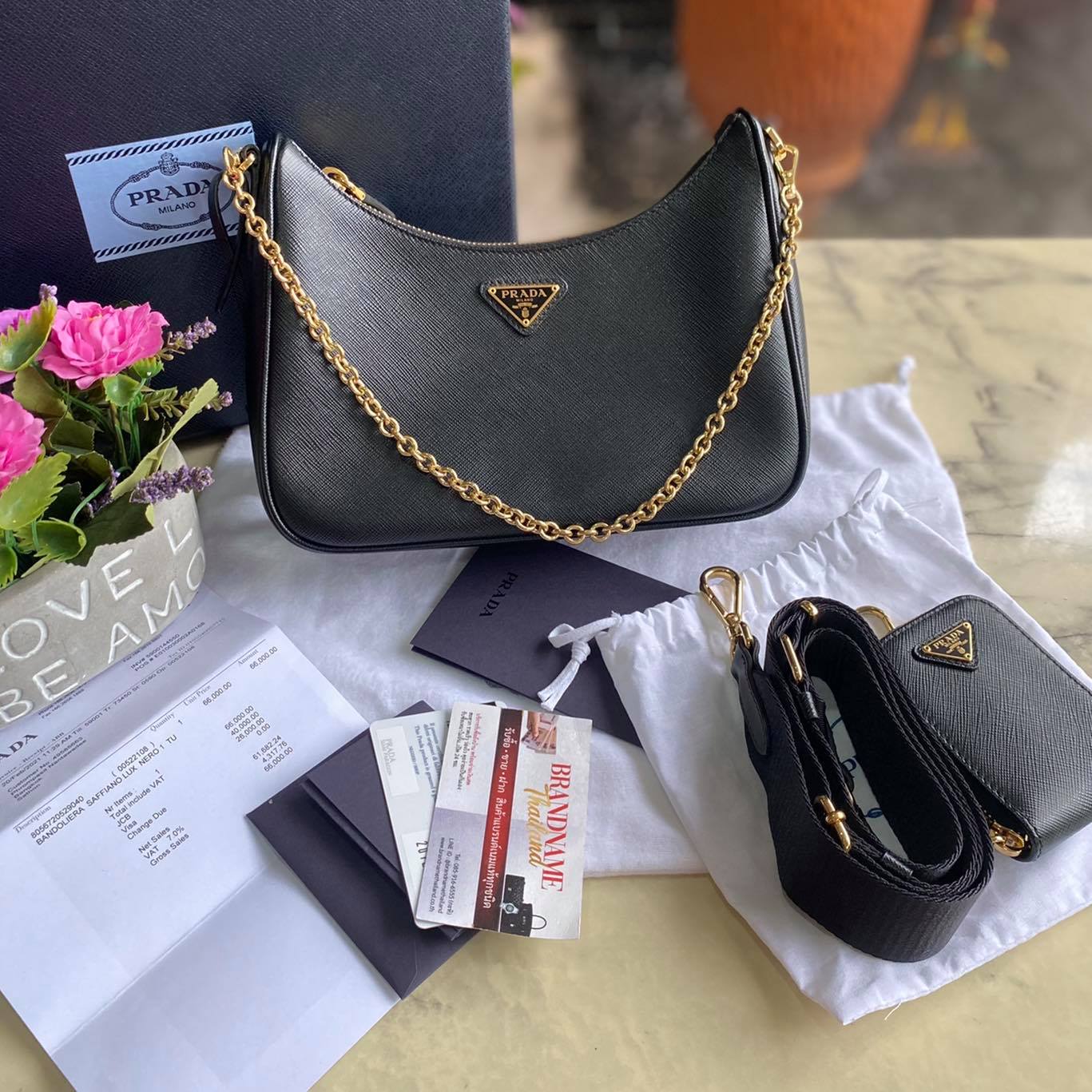 กระเป๋าสะพายข้าง Prada Re-Edition 2005 saffiano Shoulder Bag