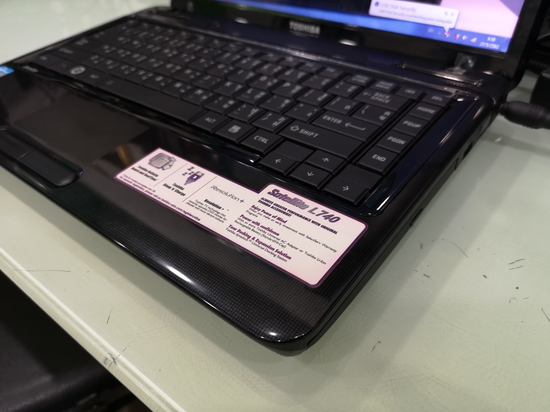 TOSHIBA Satellite L740