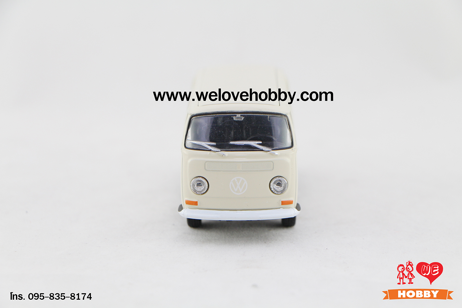 โมเดลรถตู้โฟล์คคลาสสิค 1972 Volkswagen Type 2 Bus สีครีม Scale 1:34-1:39