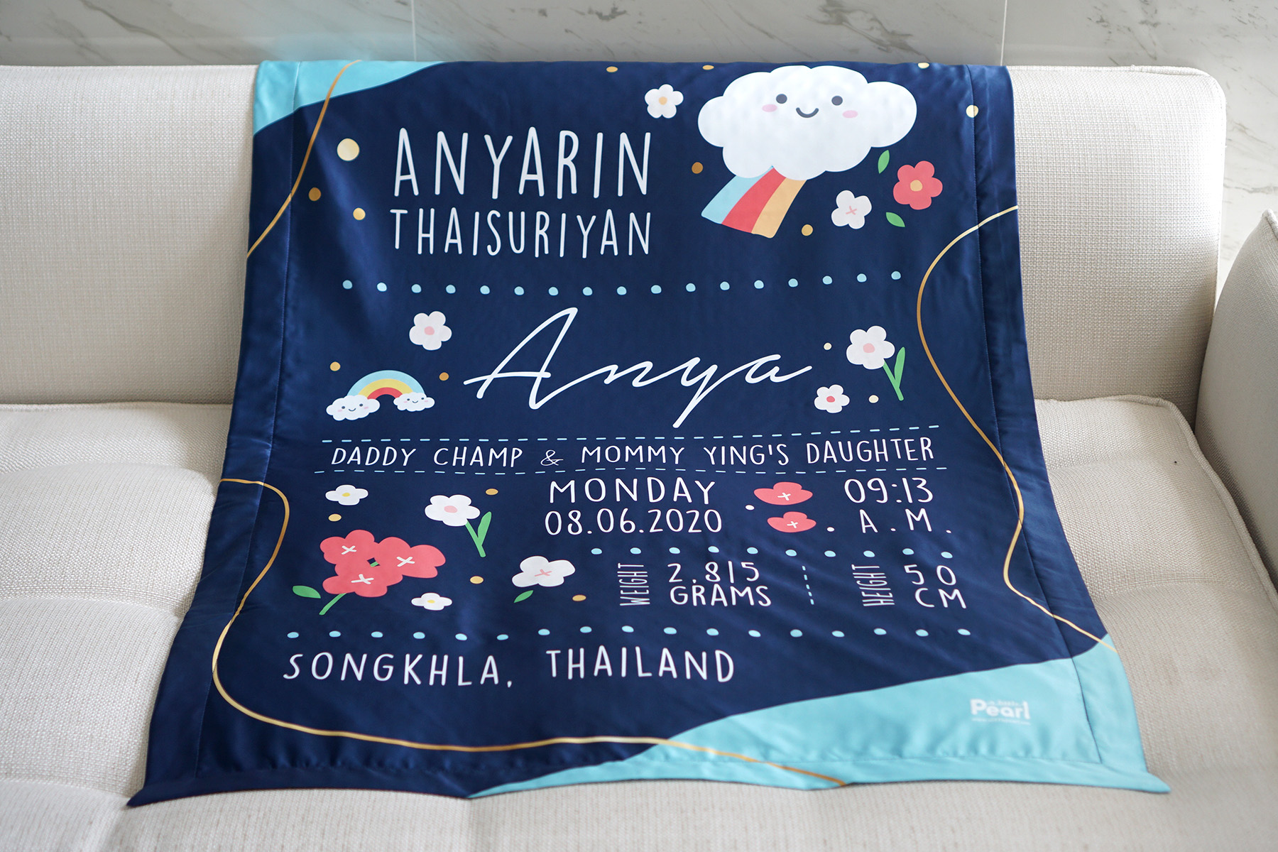 ผ้าห่มเด็ก ใส่ประวัติแรกเกิด ลาย Flower and Rainbow - Navy