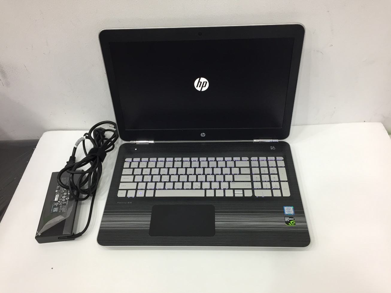 HP Pavilion 15 bc207TX
