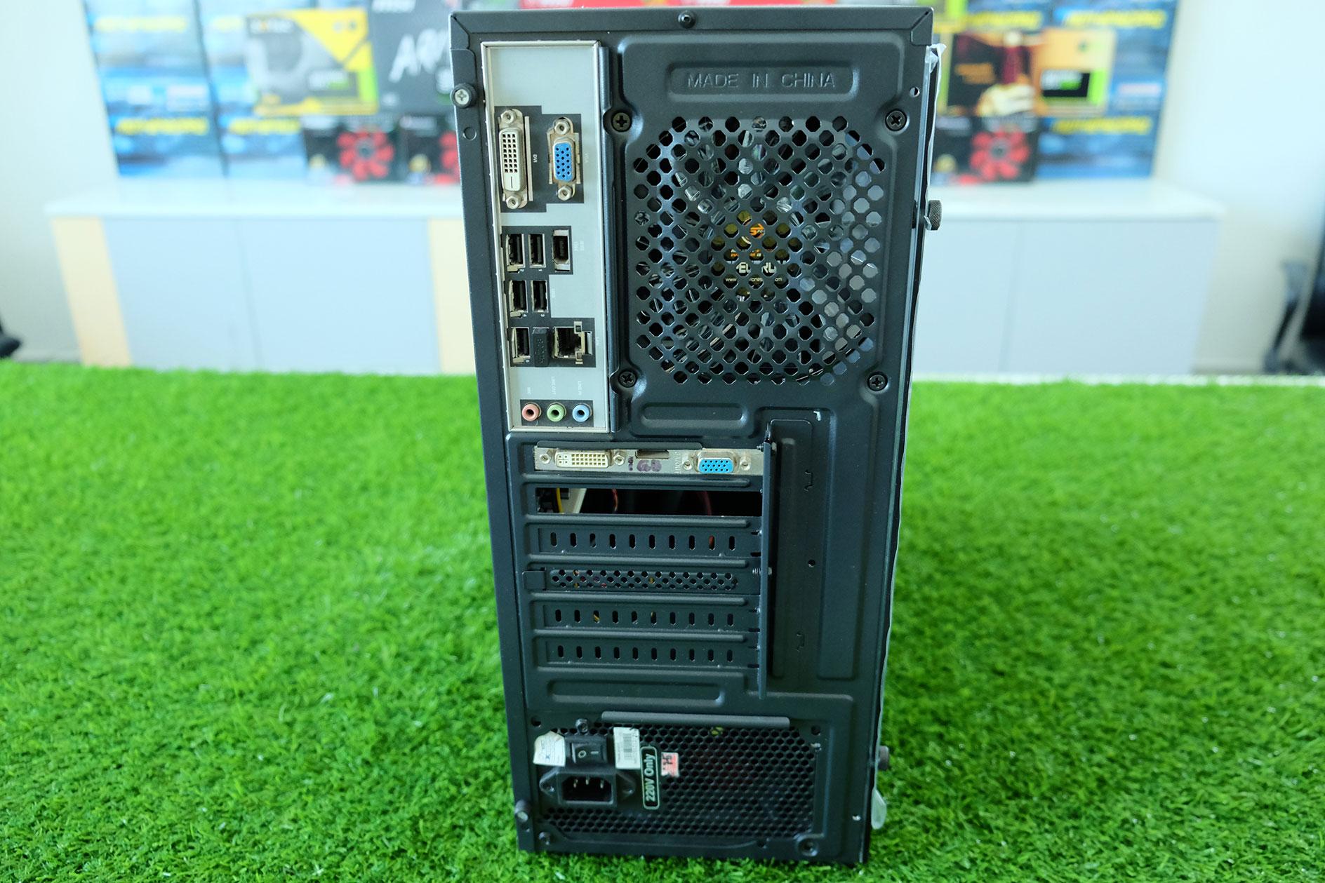 Sapphire COMPACT i3-530 Ram 4 Gb HDD 320 GB VGA 1 GB พร้อมใช้งาน เคสสวย