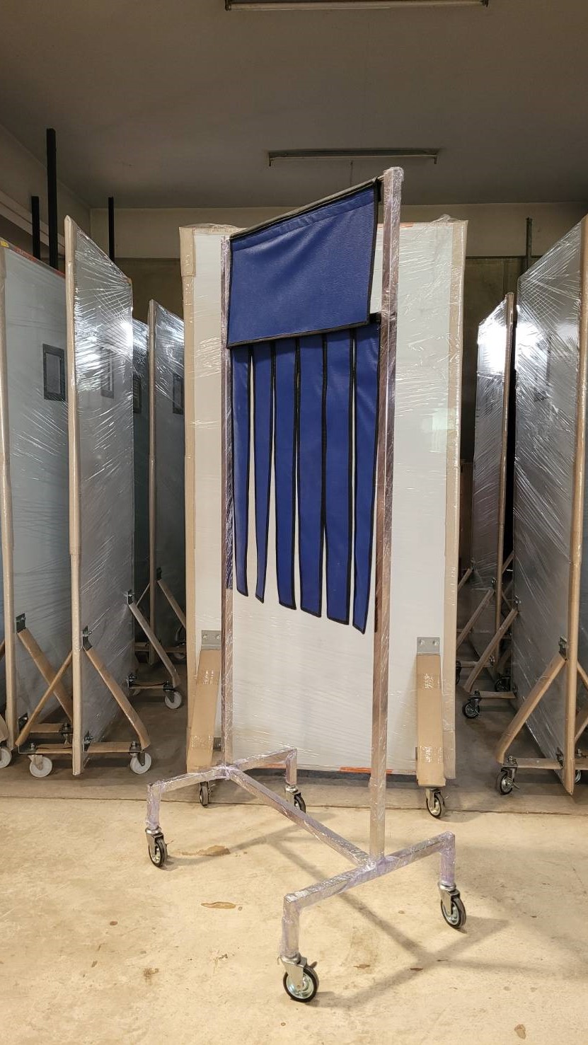 ม่านผ้ายางกันรังสีช่วงบน แบบสอดแขนได้