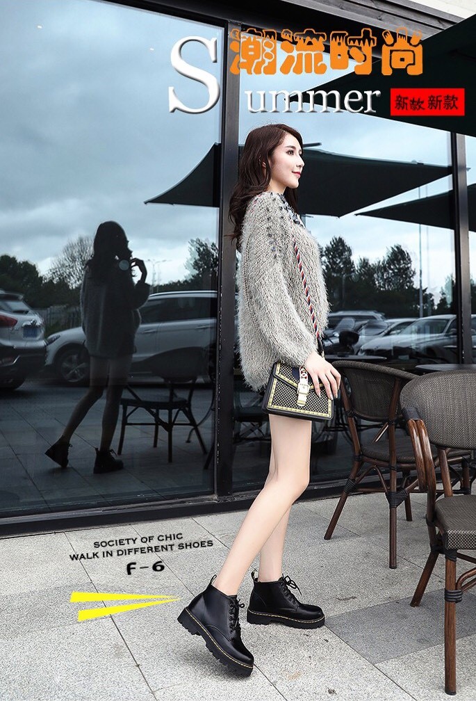 รองเท้าผ้าใบหุ้มข้อสไตล์ Dr.matens (สีเลือดหมู)