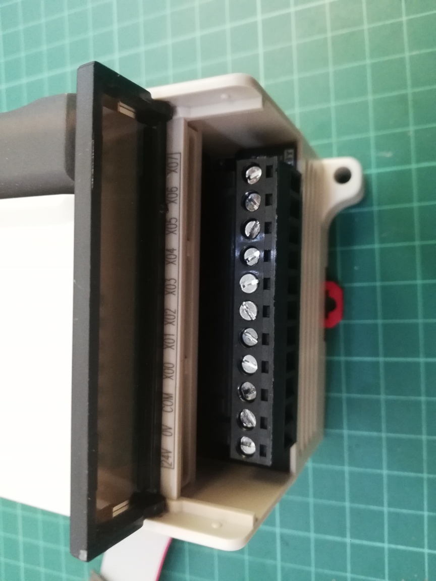 FX3U-8X8Y-MR ( Expansion I/O )