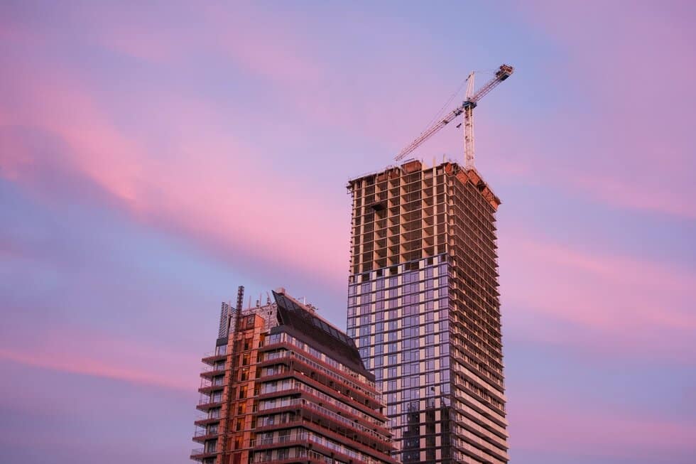 Office building for sale, 22 floors high, next to New Petchburi Road, Bangkok, Thailand.