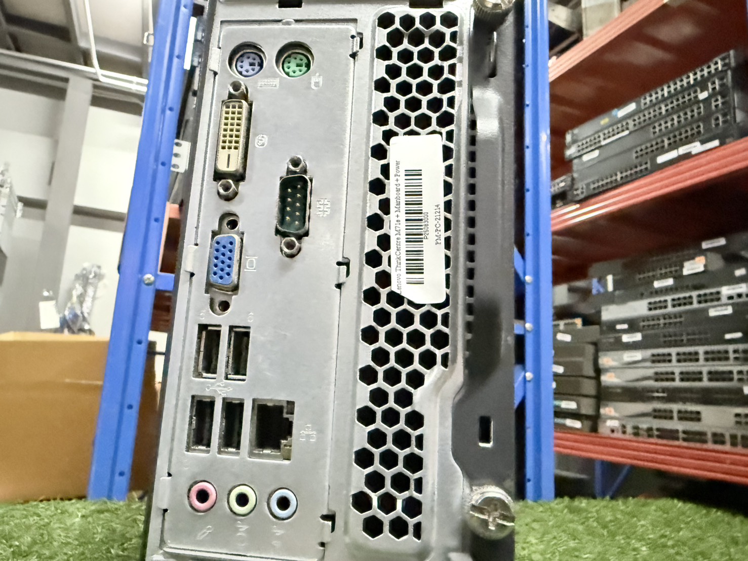 คอมพิวเตอร์ Lenovo ThinkCentre M71e (CPU i5-2400 Ram 8 GB HDD 1TB Windows 10)