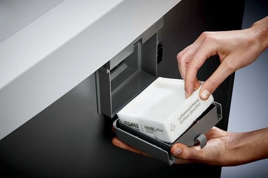 ขายถูก เครื่องทำลายเอกสารพร้อมเครื่องฟอกอากาศ DAHLE รุ่น 41404 ตัดครั้งละ 24 แผ่น/ครั้ง ( A4/70) ตัดตรง DAHLE CleanTEC® Paper Shredders