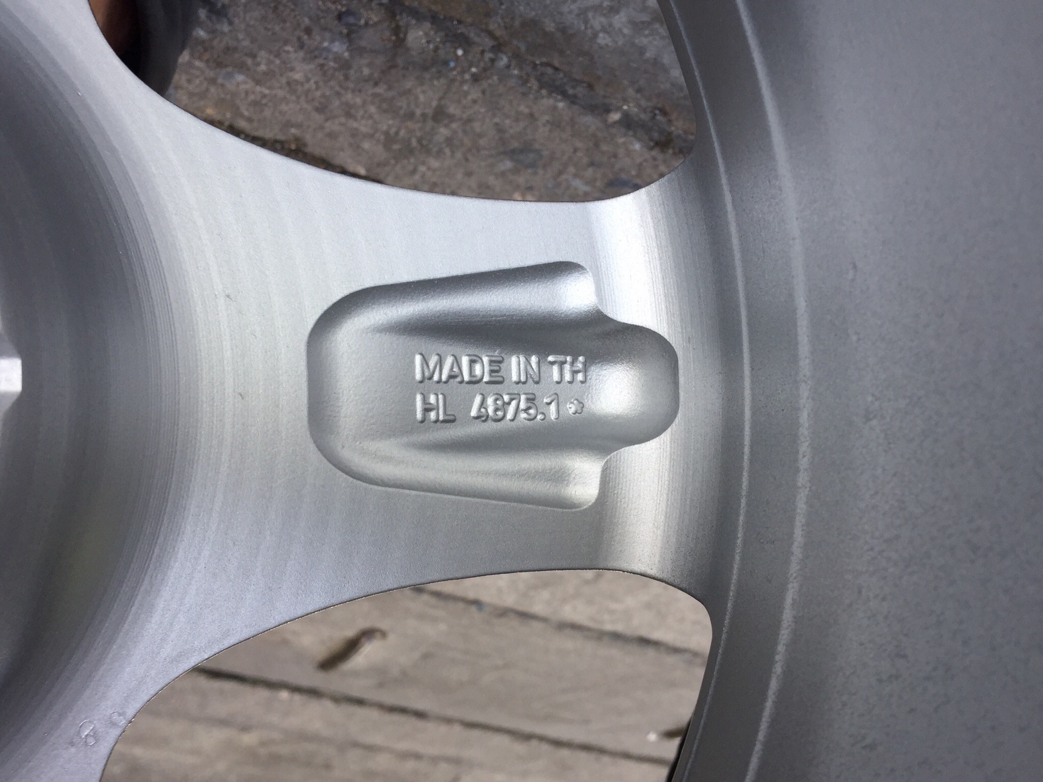 ล้อแท้ BENZ E-calss 17" x 8.0 et+48