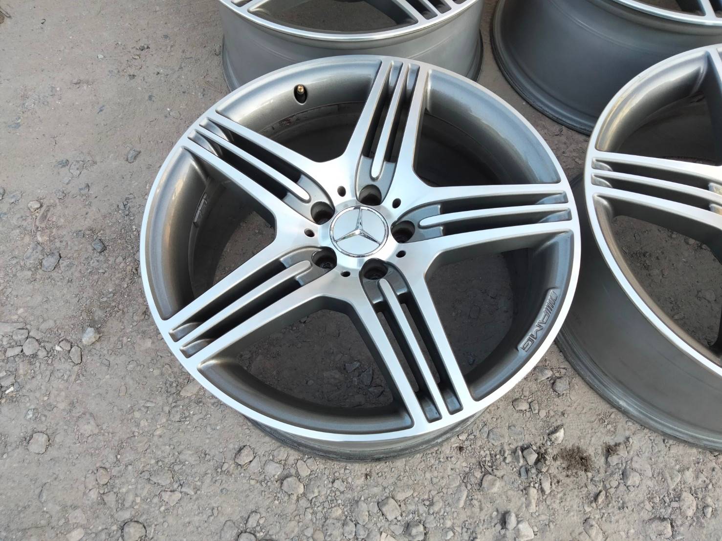 ล้อแท้ AMG ST-7 19” SL230