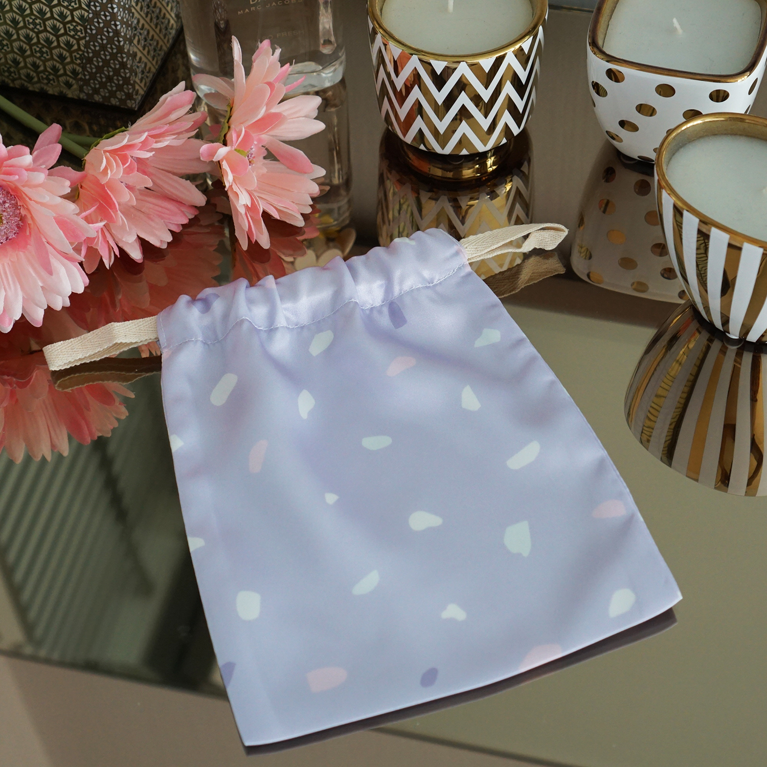 ผ้าคลุมให้นม สั่งทำใส่ชือ ลาย Terrazzo - Lavender