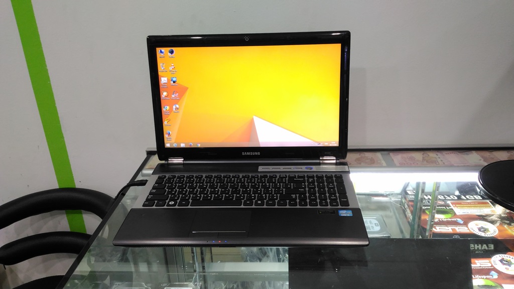 SAMSUNG RF509