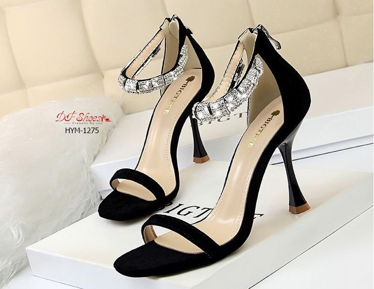 รองเท้าส้นสูงแต่งอะไหล่เพชรรัดข้อ (สีชมพู)