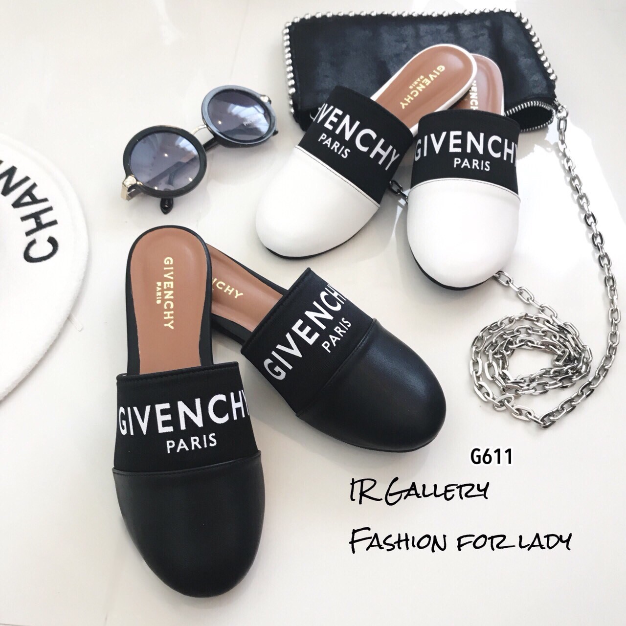 รองเท้า Sliper Style Givenchy (สีดำ)