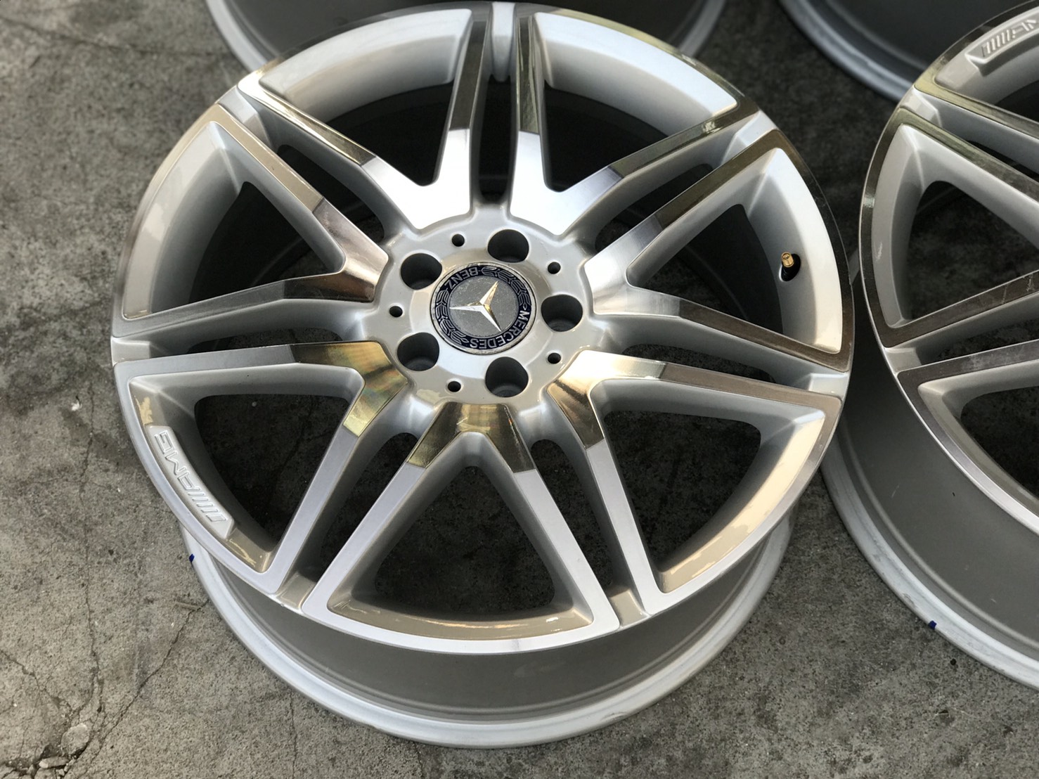 ล้อแท้ AMG Twin 7 Spoke 19" w212