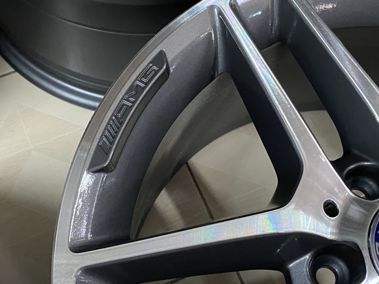 ล้อแท้ AMG ST4 17" w204