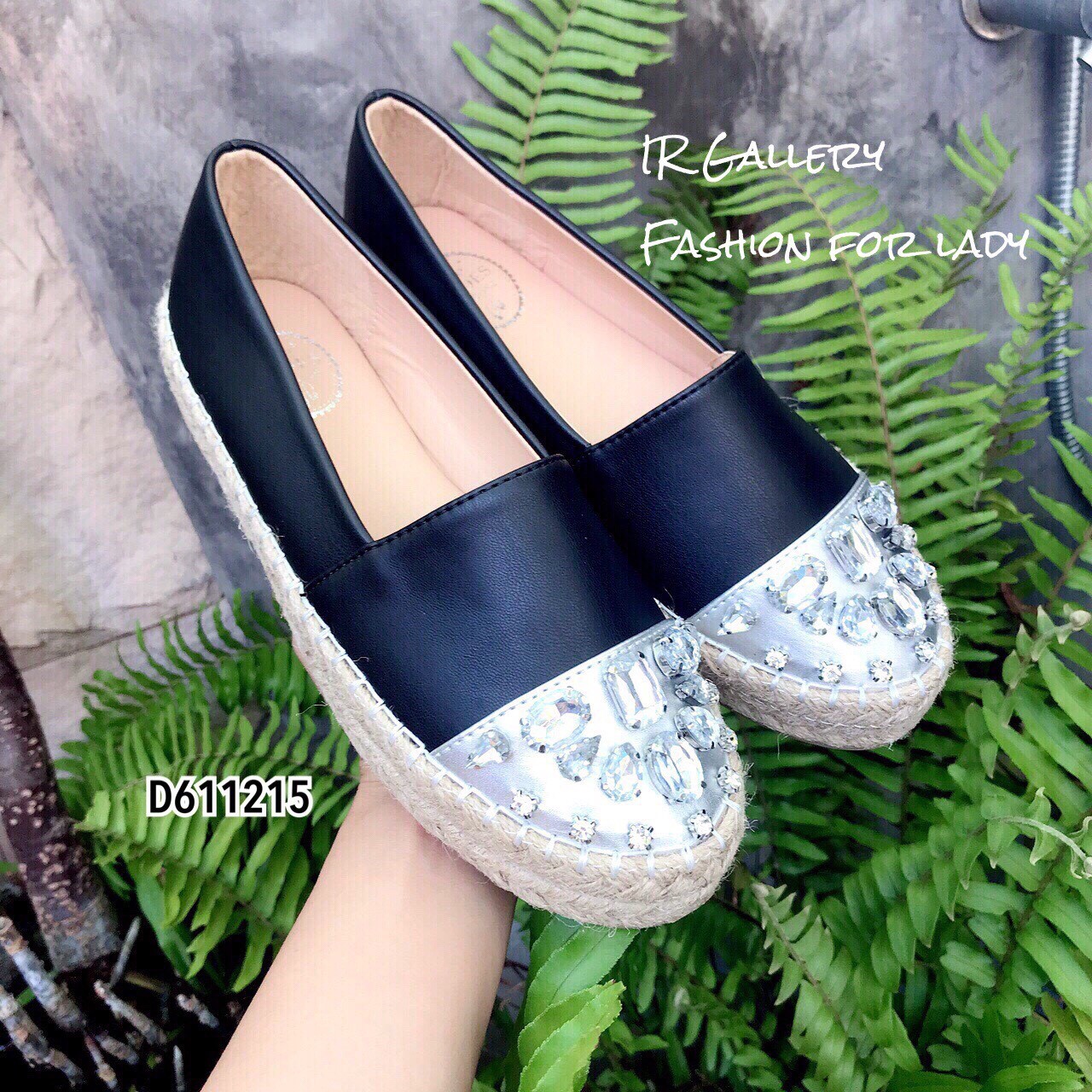 รองเท้าส้นปอ Style LYN (สีดำ)