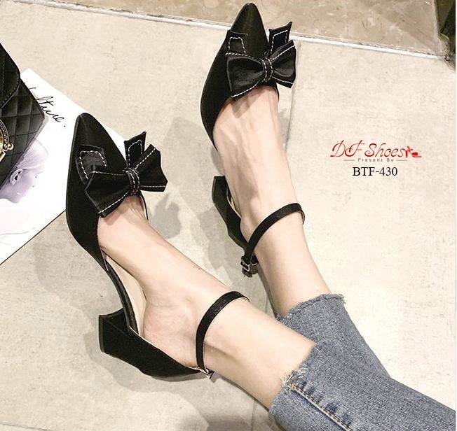 รองเท้าคัทชูส้นเตี้ยแต่งโบว์ (สีดำ)