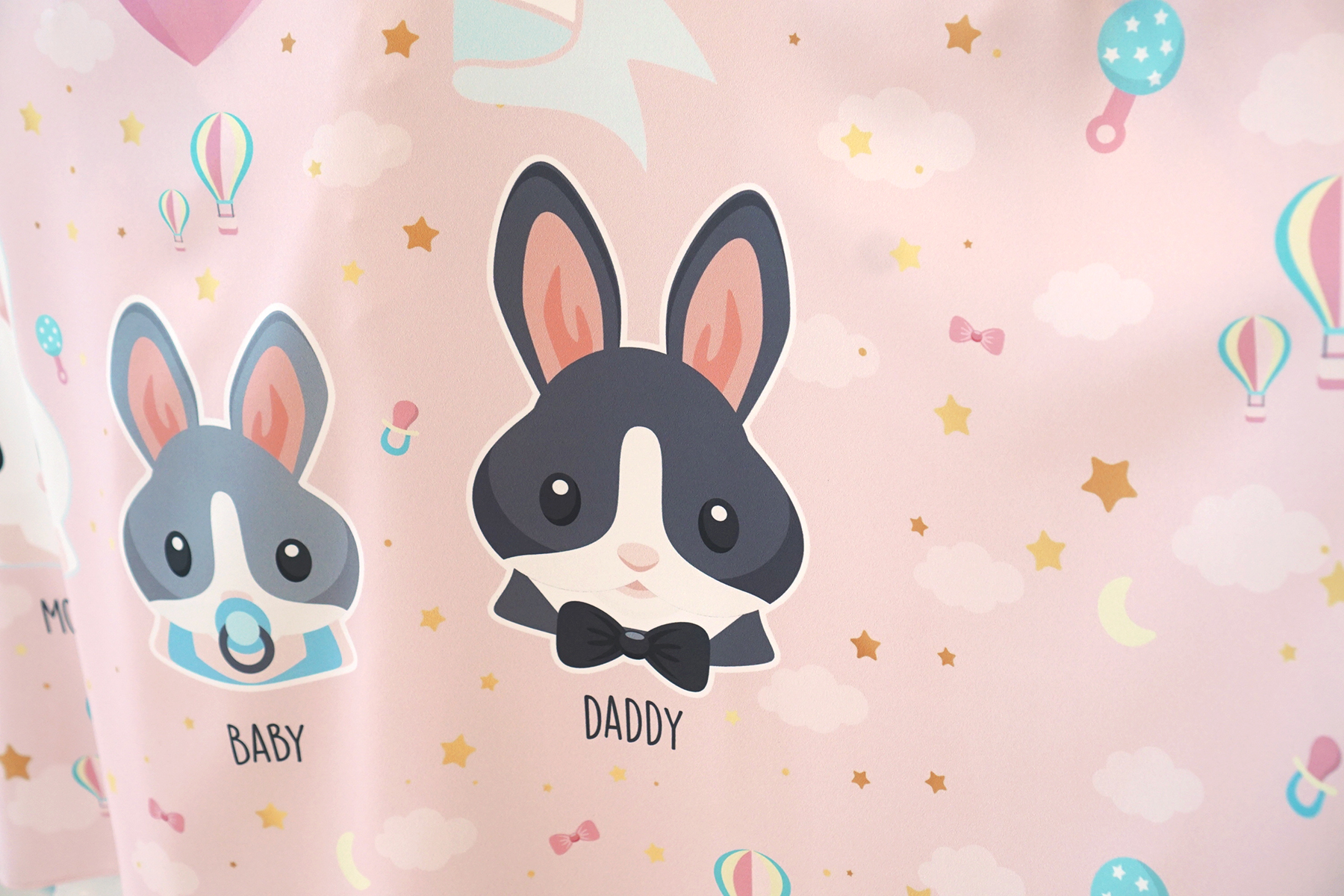 ผ้าคลุมให้นม (รุ่นมีกระดุม ถอดโครงได้) พร้อมส่ง ลาย Rabbit & Rainbow - Pink