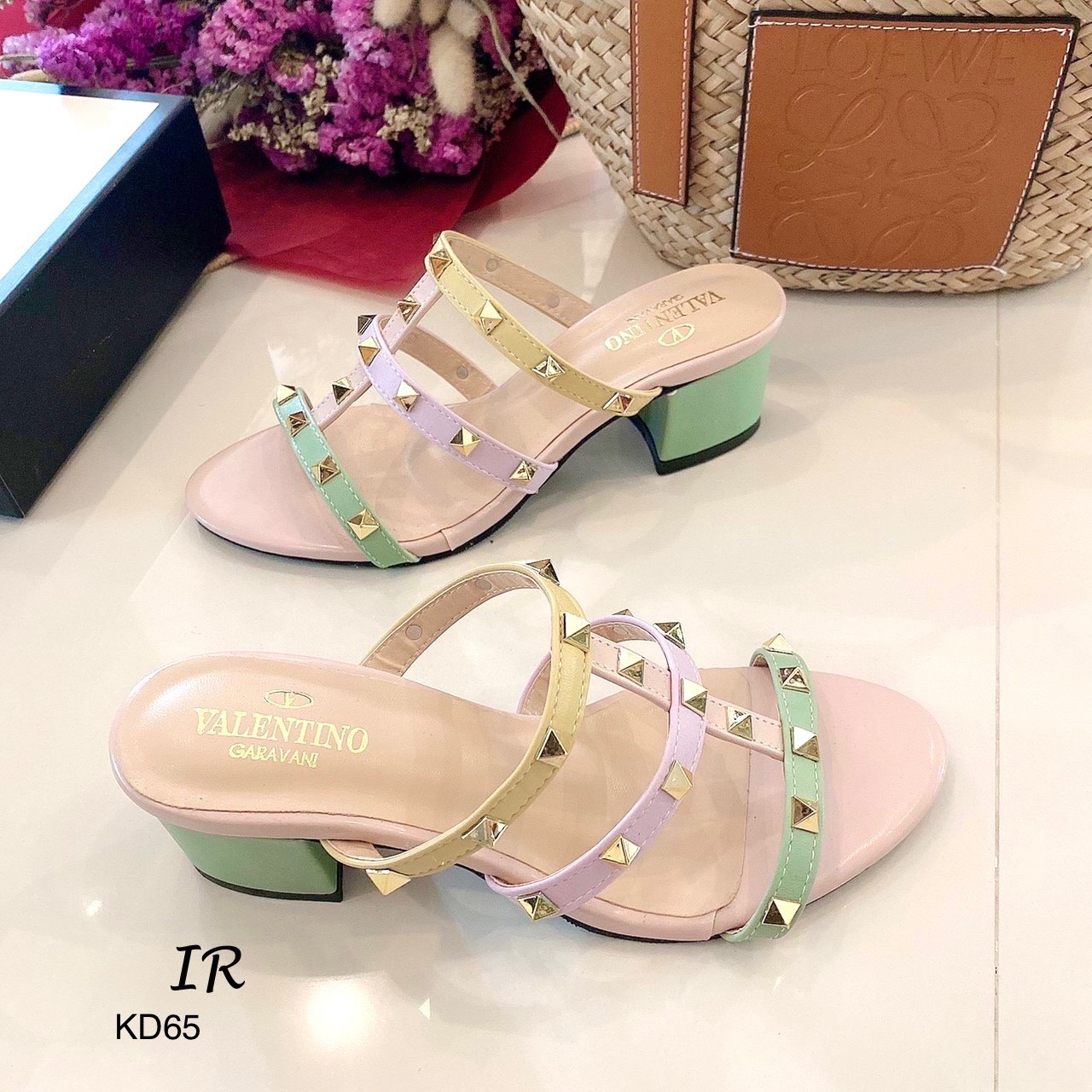 รองเท้าเปิดส้น Style Valentino (สีชมพูพาสเทล)