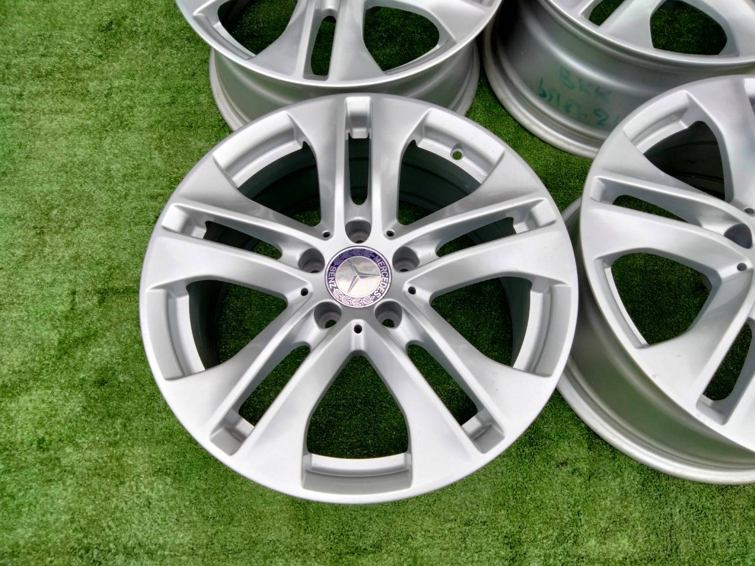 ล้อเบนซ์ติดรถ W212 17"