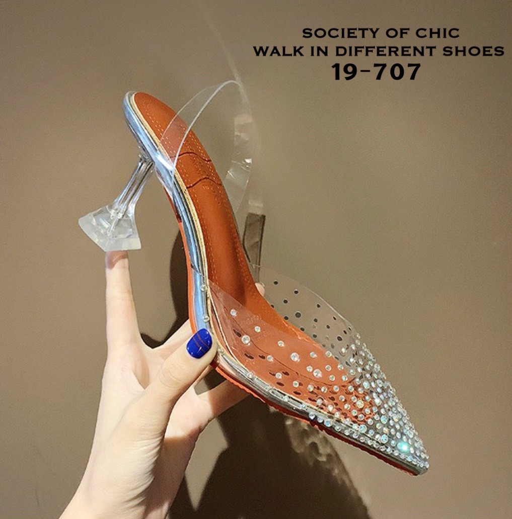 รองเท้าเปิดส้นแต่งสายคาดคริสตัล (สีเงิน)