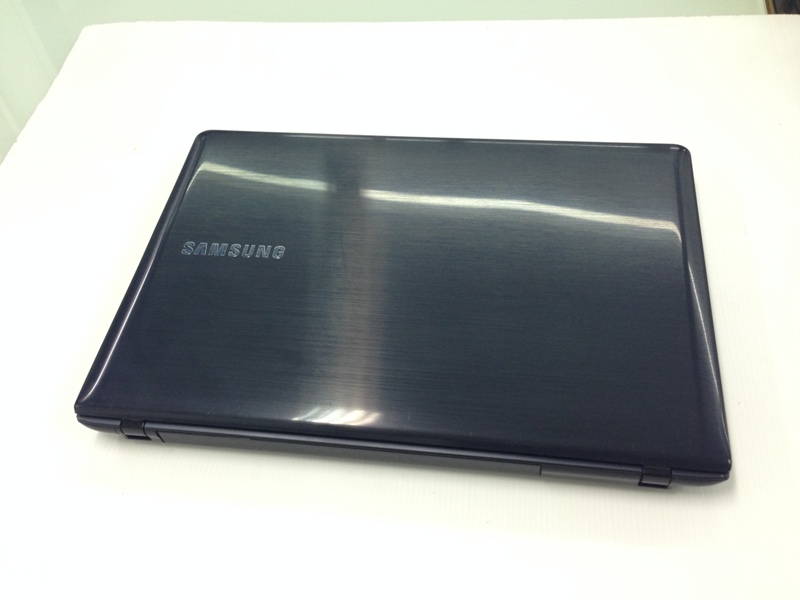 SAMSUNG NP270E4V-K02TH