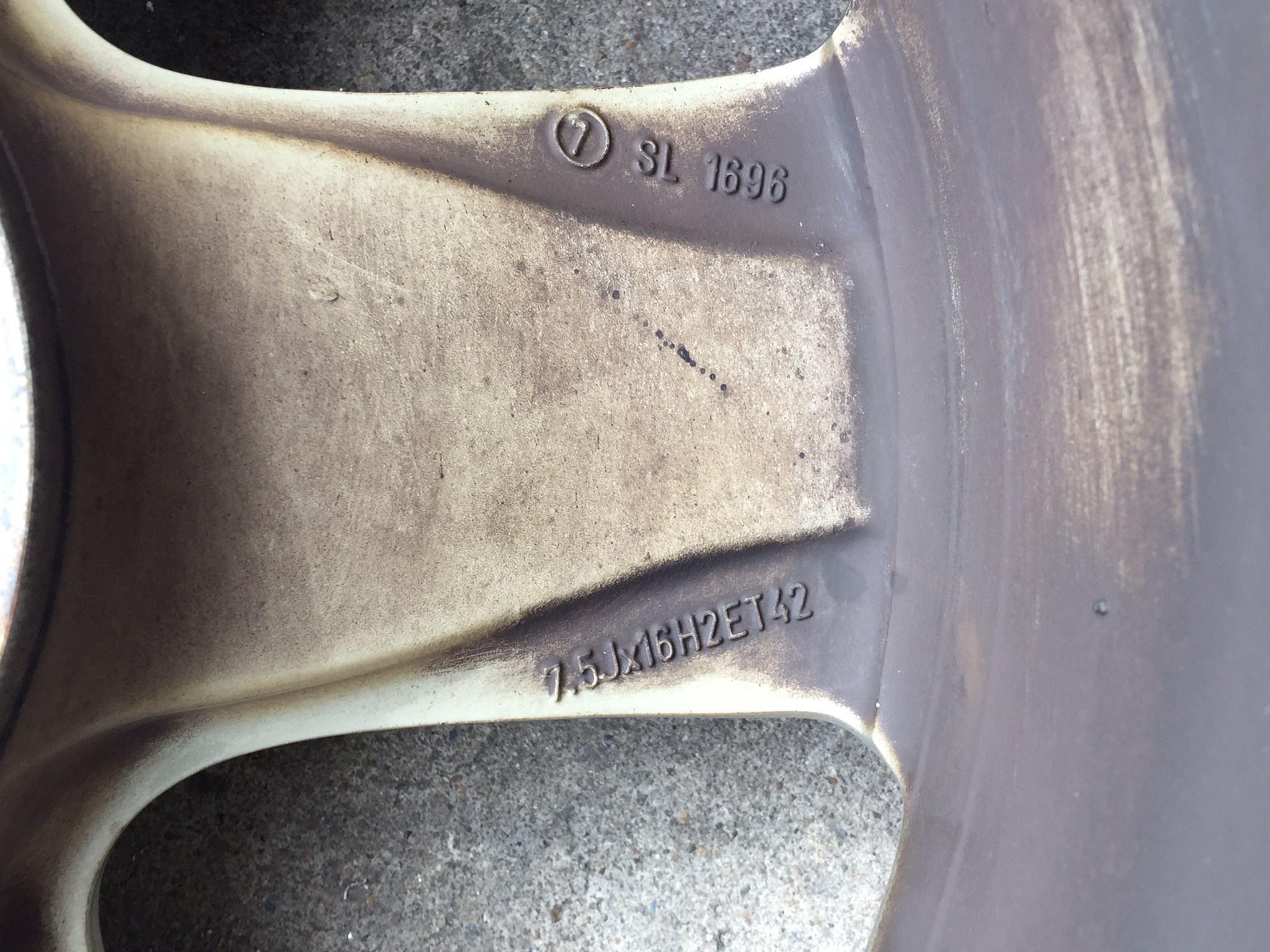 ล้อปังตอ 211 ขอบ 16" แท้ เดิมๆ