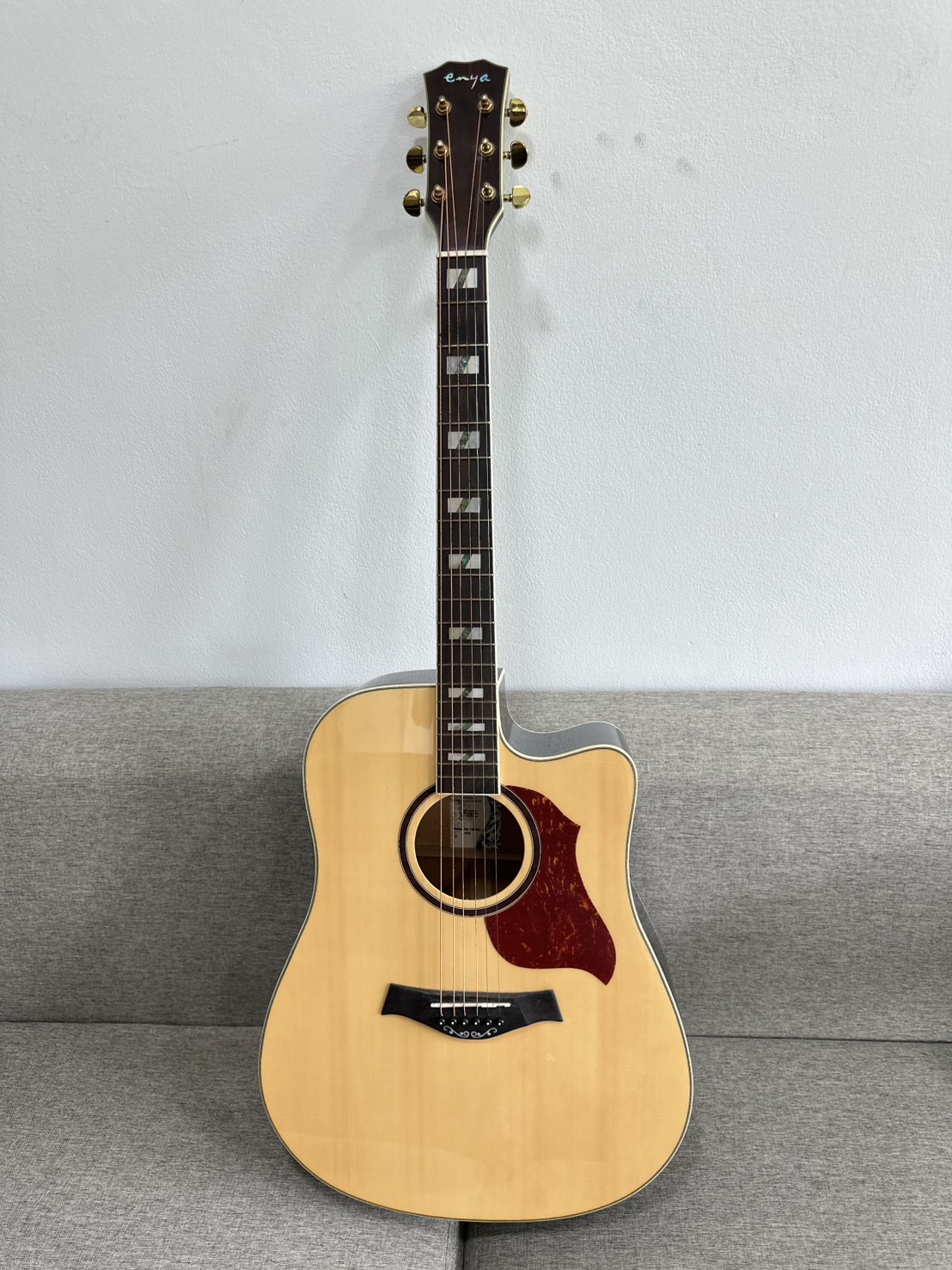 กีต้าร์โปร่งไฟฟ้า Enya รุ่น Ed18 EQ
