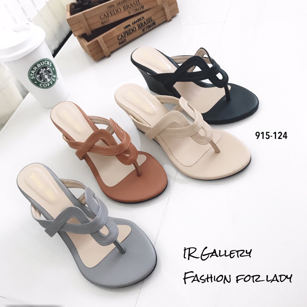 รองเท้าลำลองส้นเตารีดแบบคีบ (สีดำ)