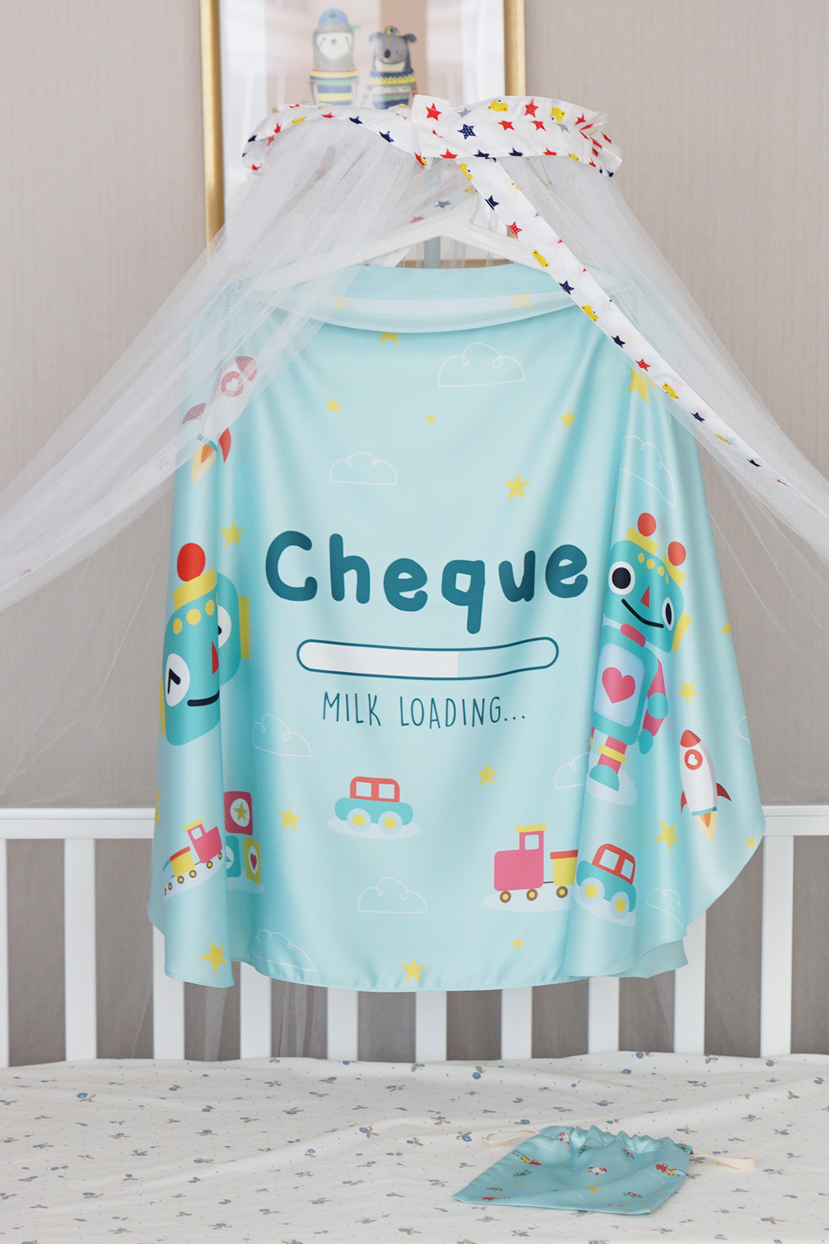 ผ้าคลุมให้นม สั่งทำใส่ชือ ลาย Robot - Mint