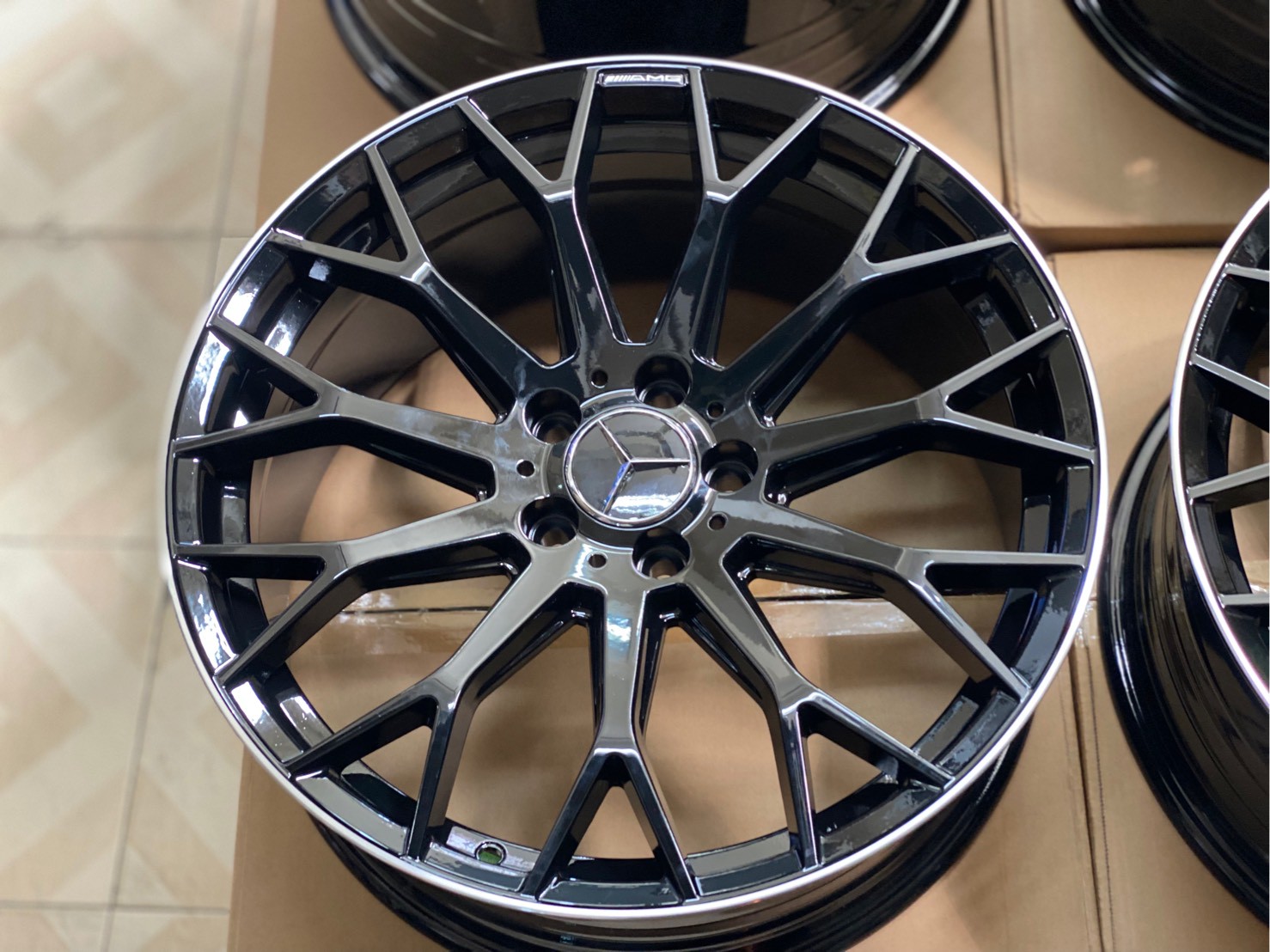 ล้อใหม่แต่งเบนซ์ black edistion หน้าหนักเบา แข็งแรง