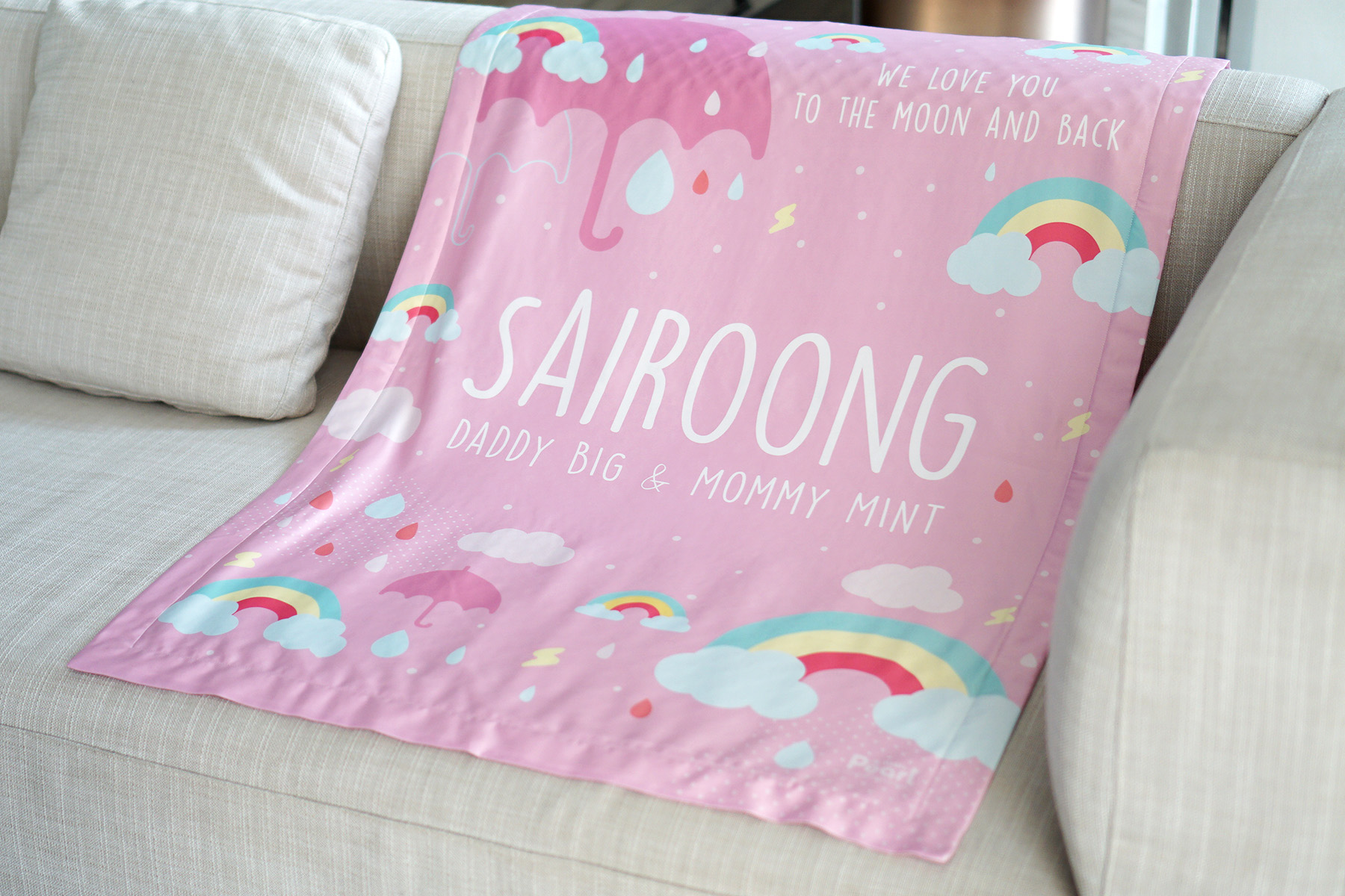 ผ้าห่มสั่งทำใส่ชื่อ Rainbow - Pink