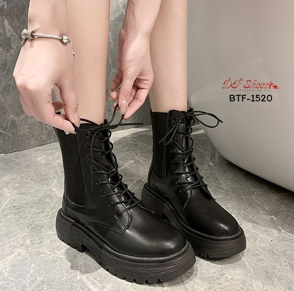 รองเท้าบูทแฟชั่นแต่งส้นหยัก