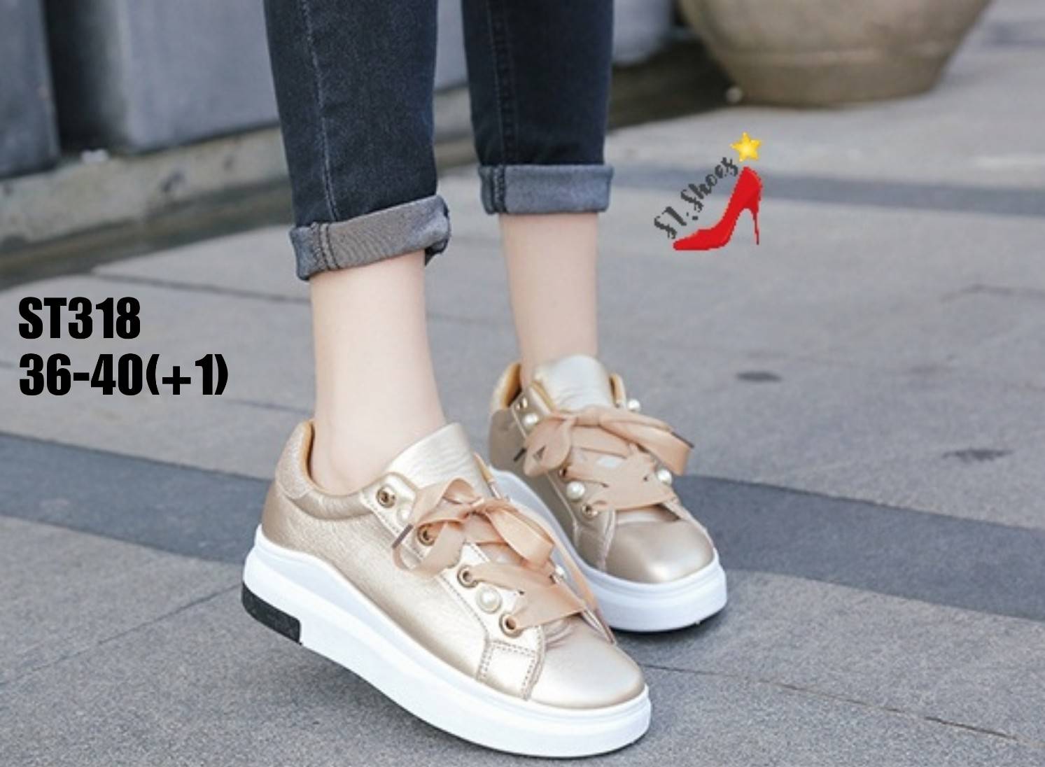 รองเท้าผ้าใบแต่งมุกแฟชั่น (สีทอง)